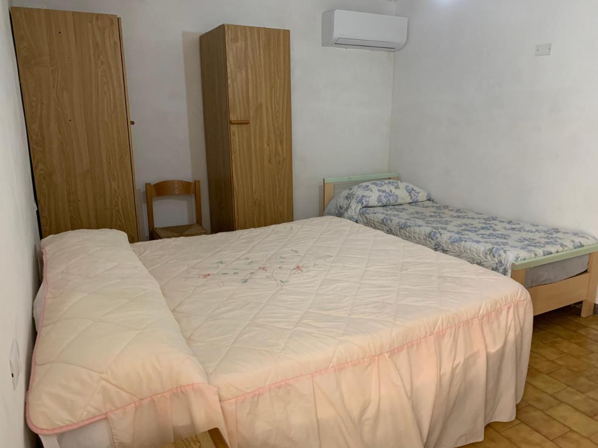 Bellante Casa Di Campagna Villa De Luca מראה חיצוני תמונה